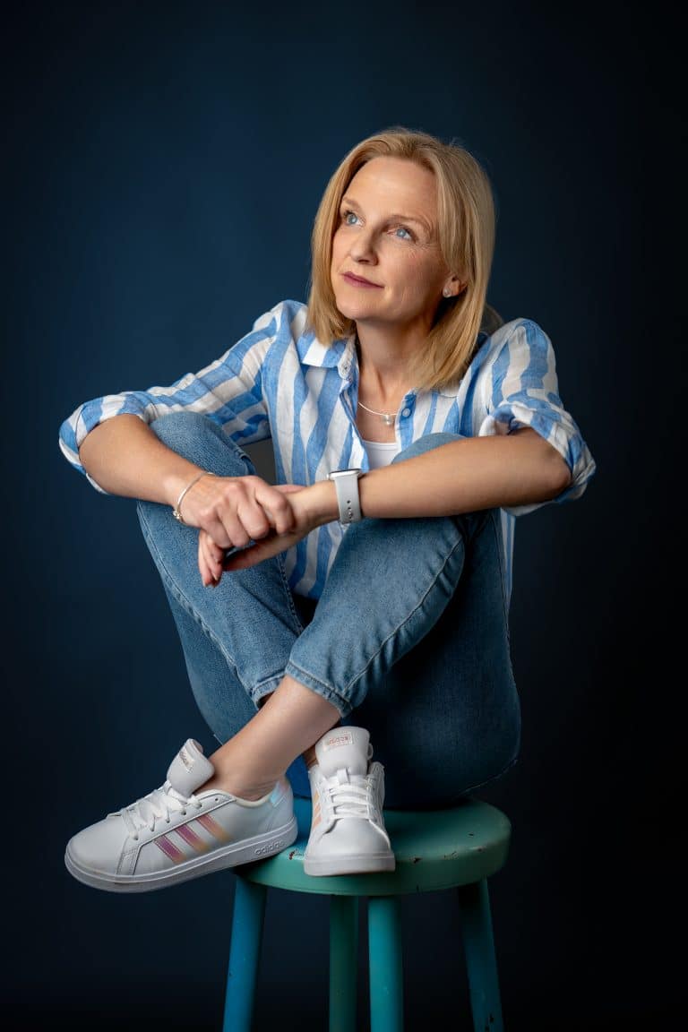 A5_2163-Fotoshooting-Dana-Fischer-blau-Fotografie-Marc-Lehmann